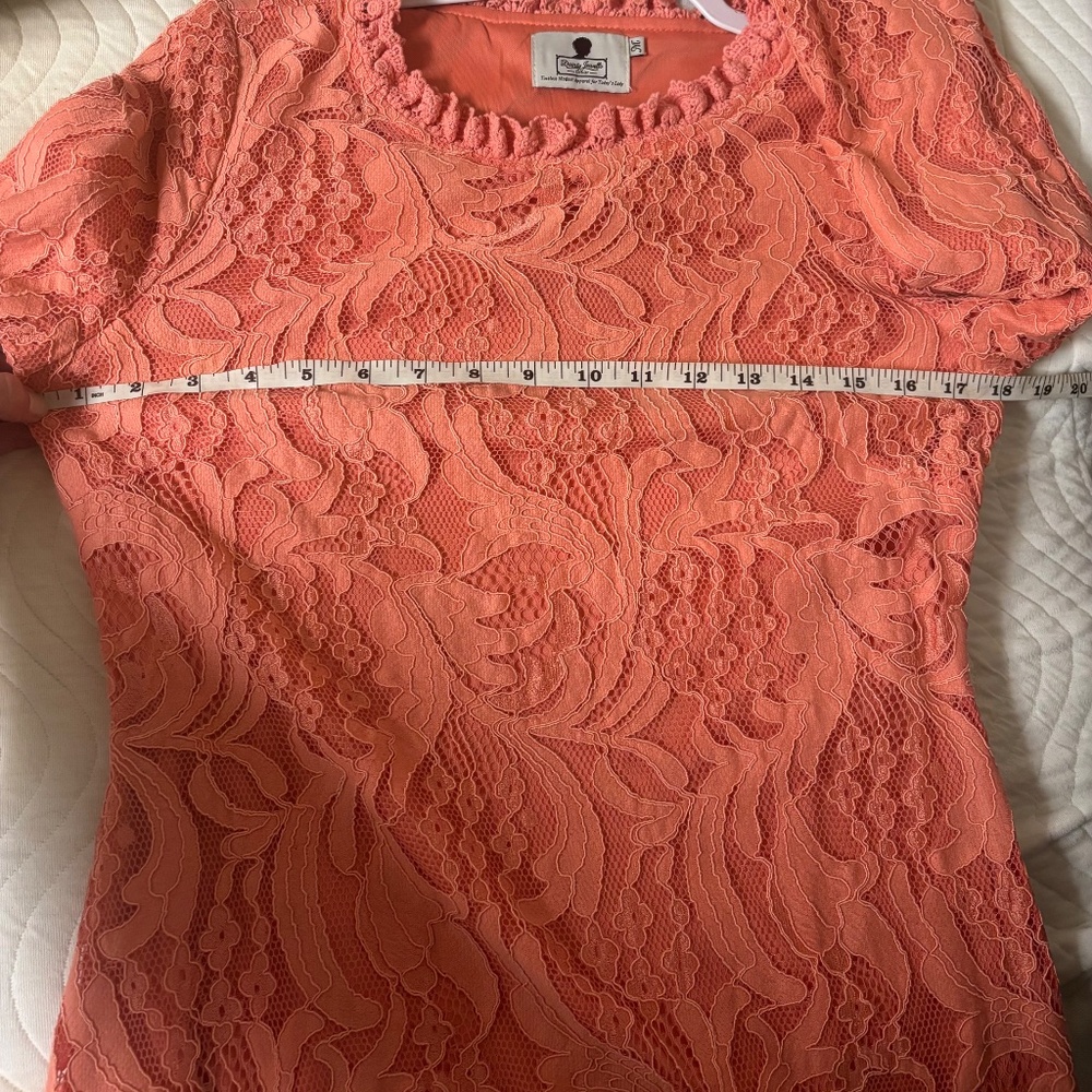 Dainty Jewells Hampton Dinner Dress Coral, sz medium - Picture 5 of 5